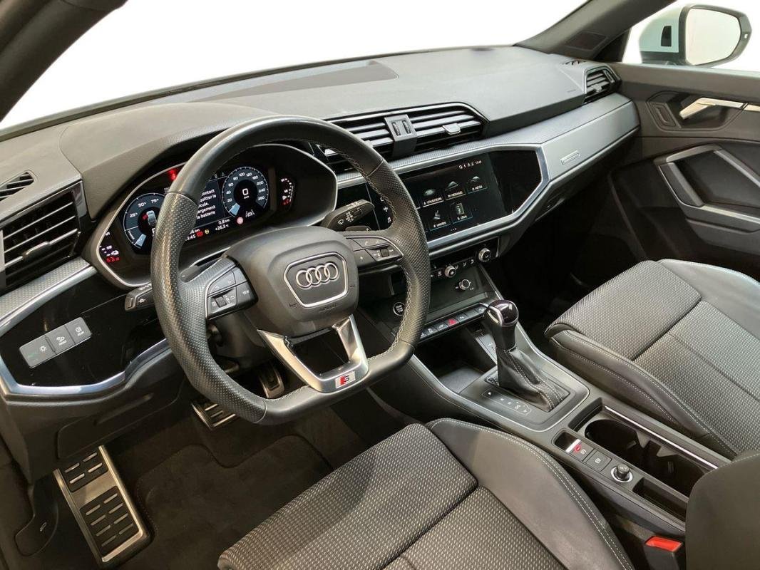 Audi Q3 Sportback - Photo 9