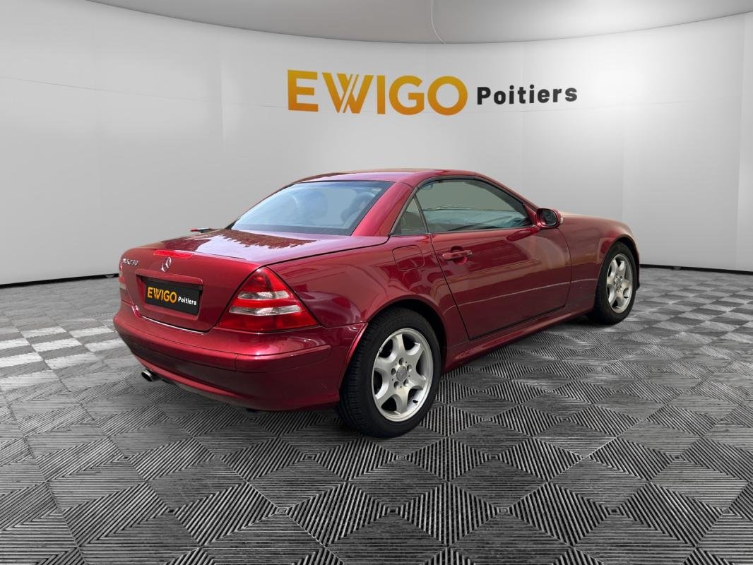 Mercedes CLK 230 - Photo 6