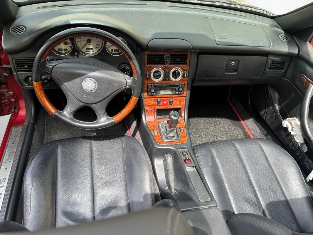 Mercedes CLK 230 - Photo 10