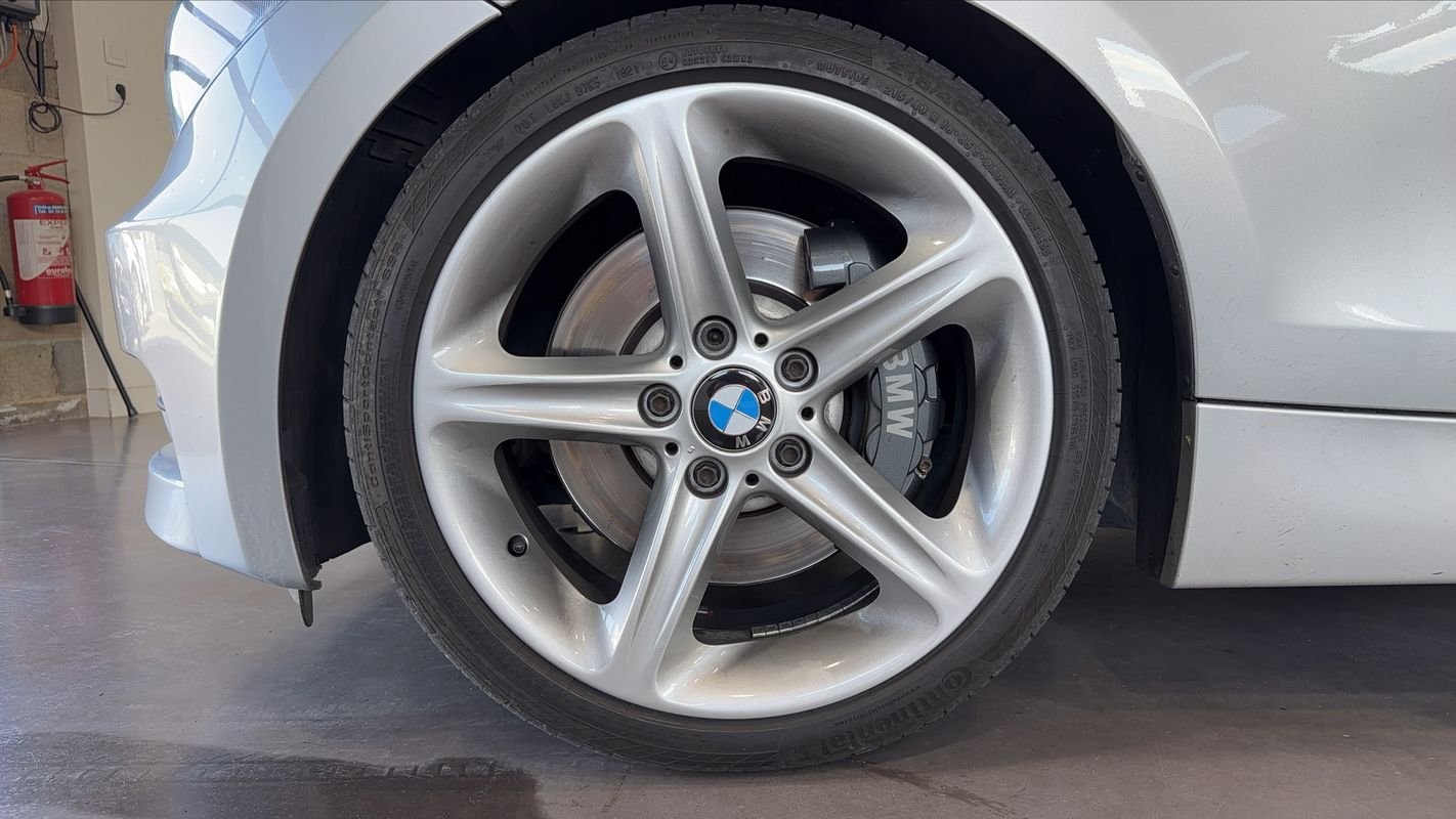 BMW Série 1 - Photo 18