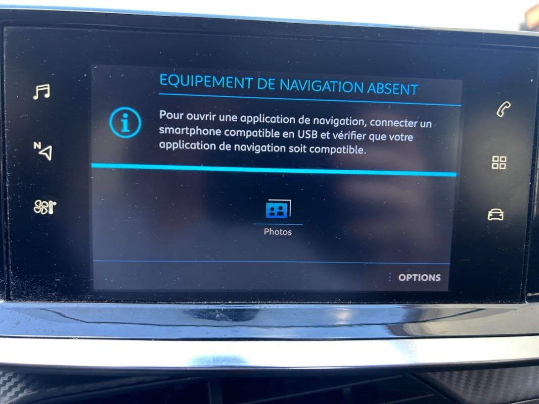 Peugeot 208 - Photo 12