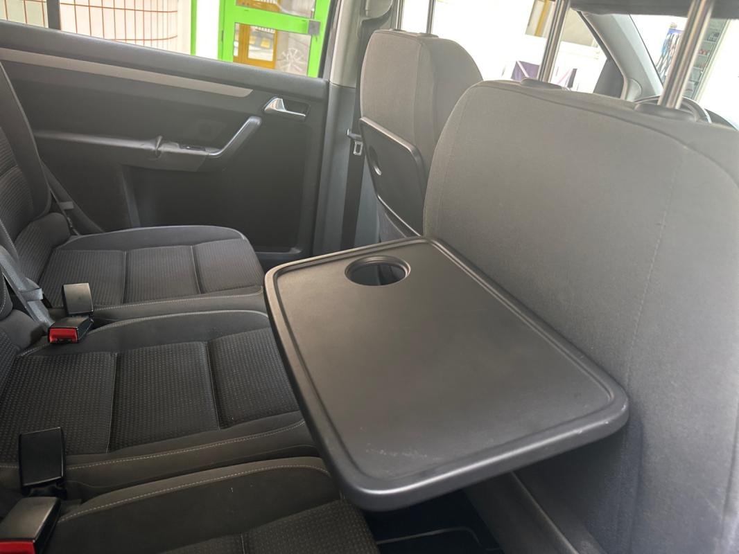 Volkswagen Touran - Photo 13
