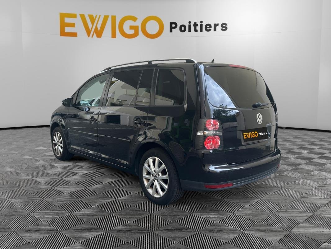 Volkswagen Touran - Photo 4