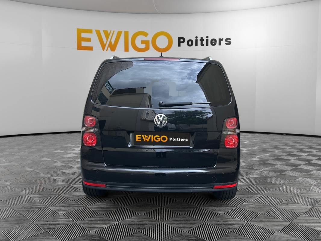 Volkswagen Touran - Photo 5