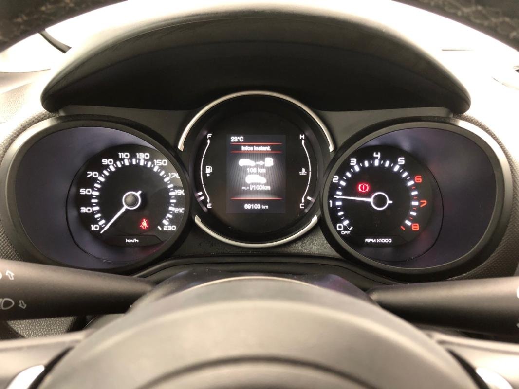 Fiat 500L - Photo 12