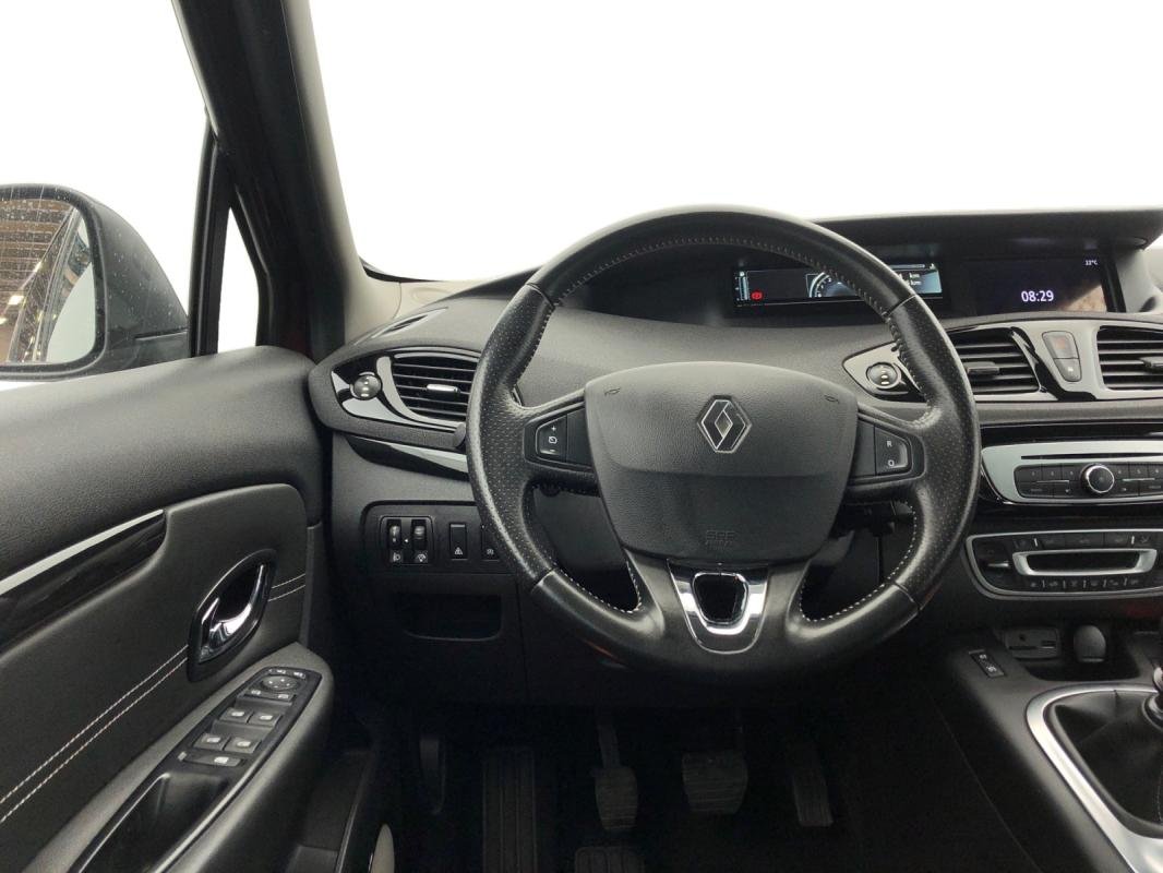 Renault Scénic - Photo 11