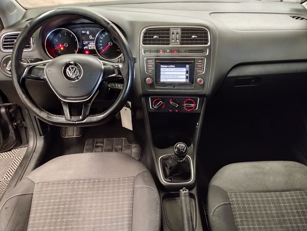 Volkswagen Polo - Photo 3