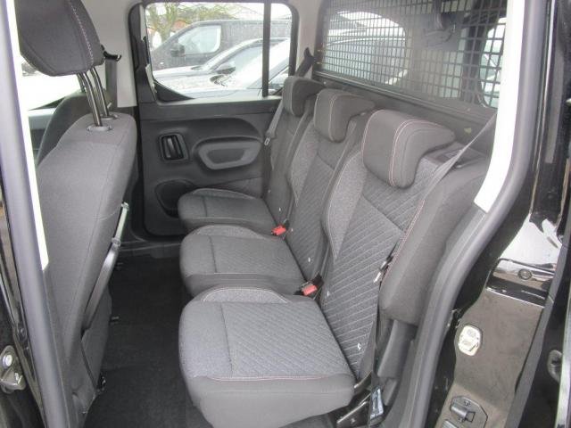 Peugeot Rifter - Photo 26