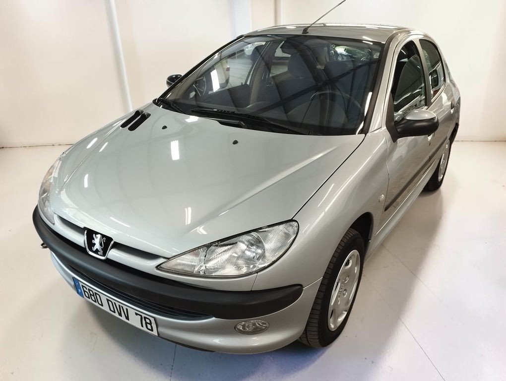 Peugeot 206 - Photo 1