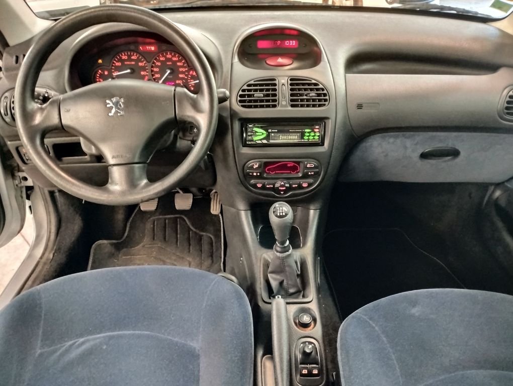 Peugeot 206 - Photo 3