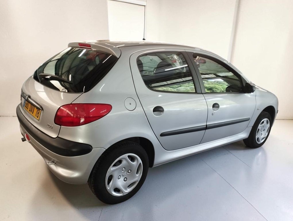 Peugeot 206 - Photo 7