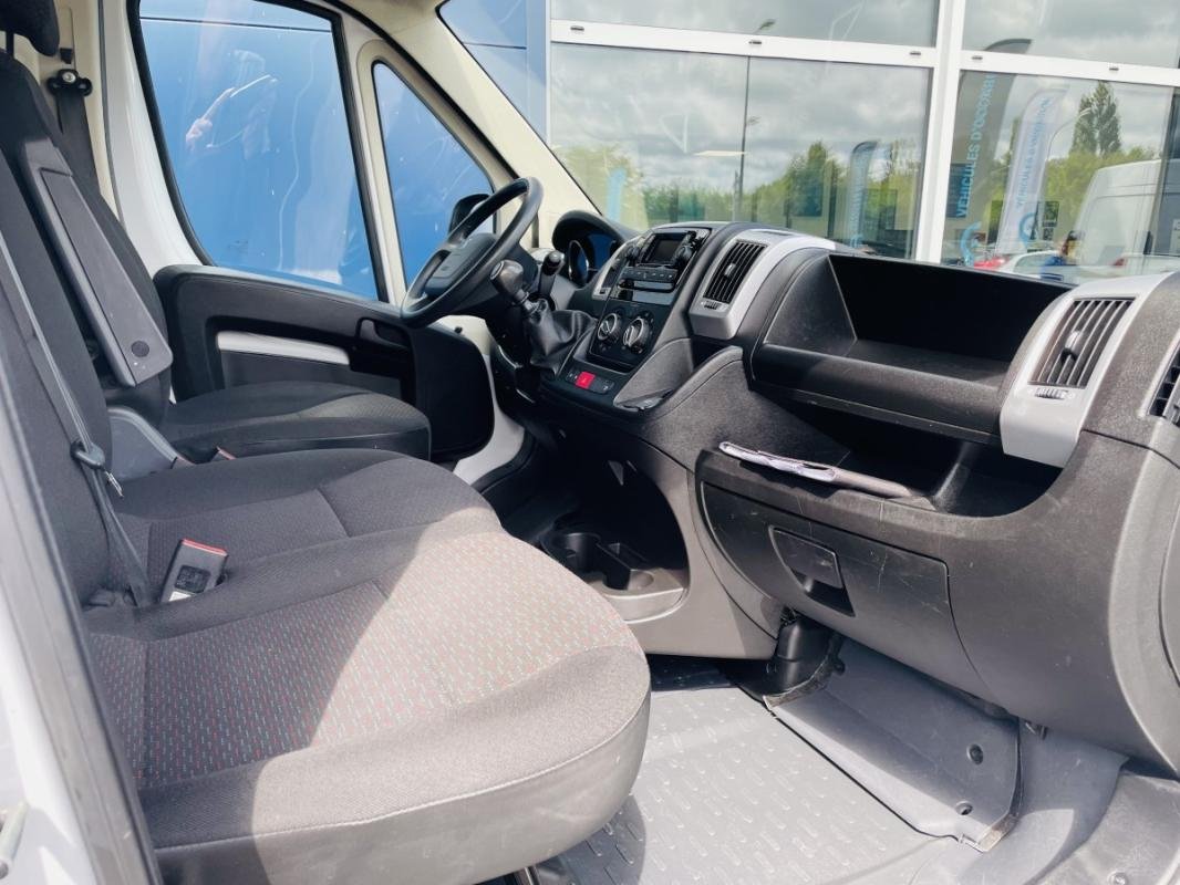 Peugeot Boxer - Photo 22
