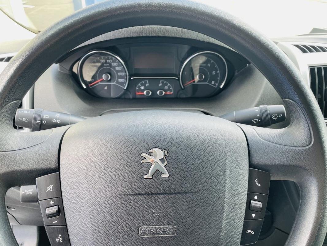 Peugeot Boxer - Photo 24