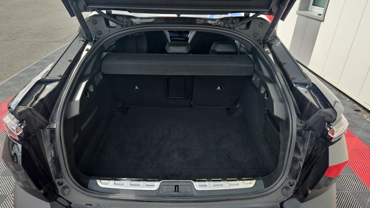 Peugeot 408 - Photo 11