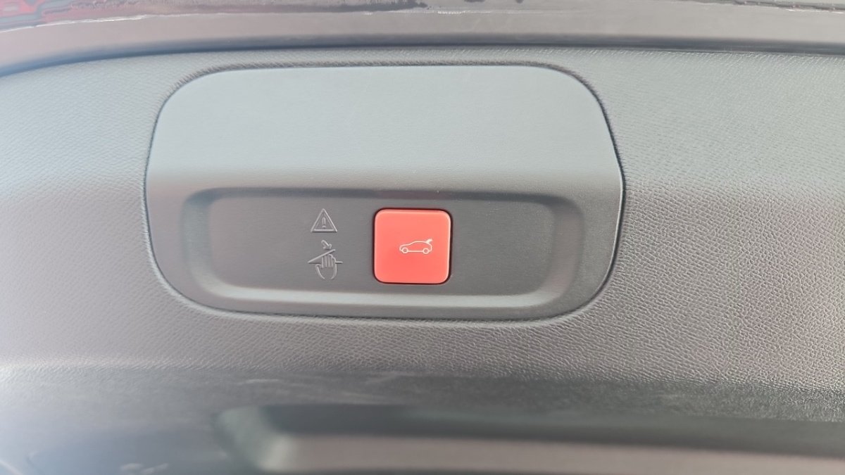 Peugeot 408 - Photo 28