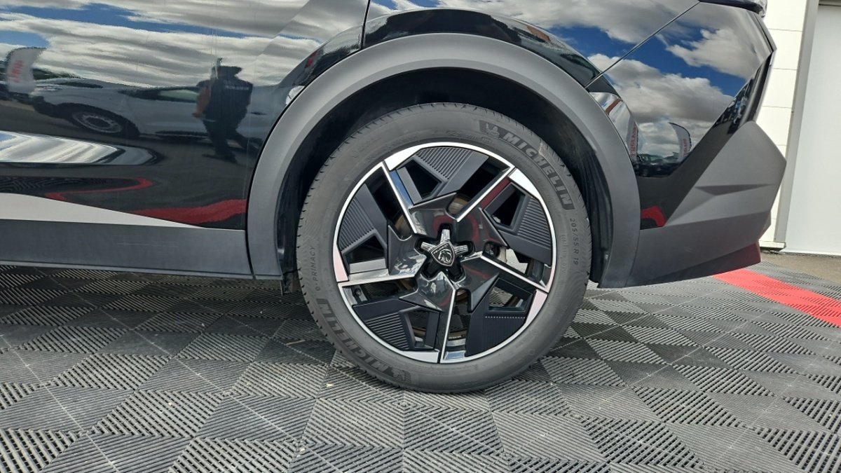 Peugeot 408 - Photo 8