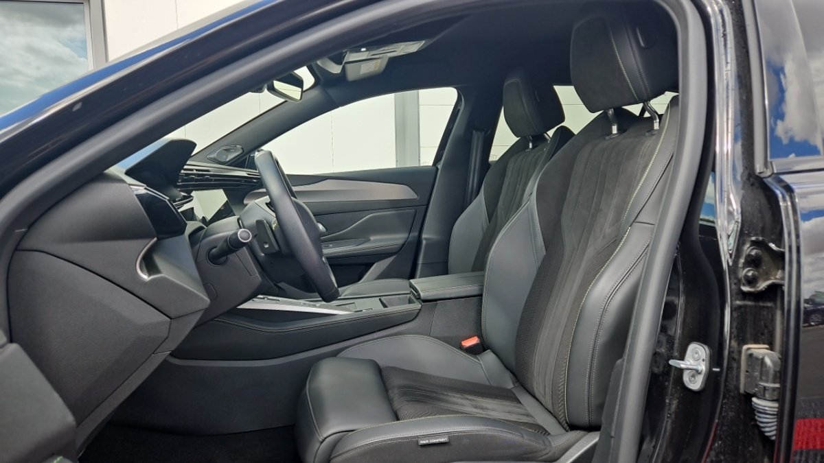 Peugeot 408 - Photo 9