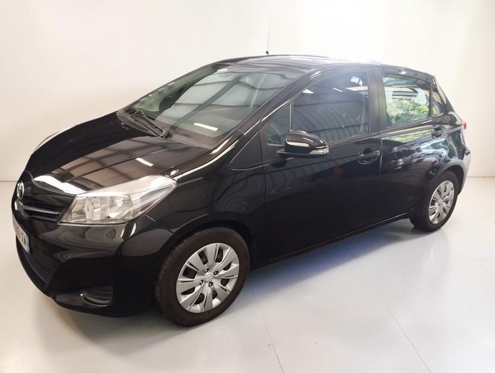 Toyota Yaris - Photo 6