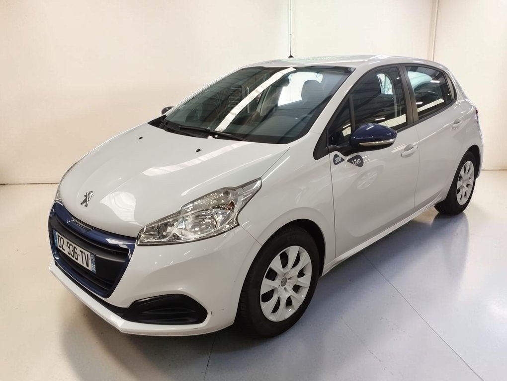 Peugeot 208 - Photo 6