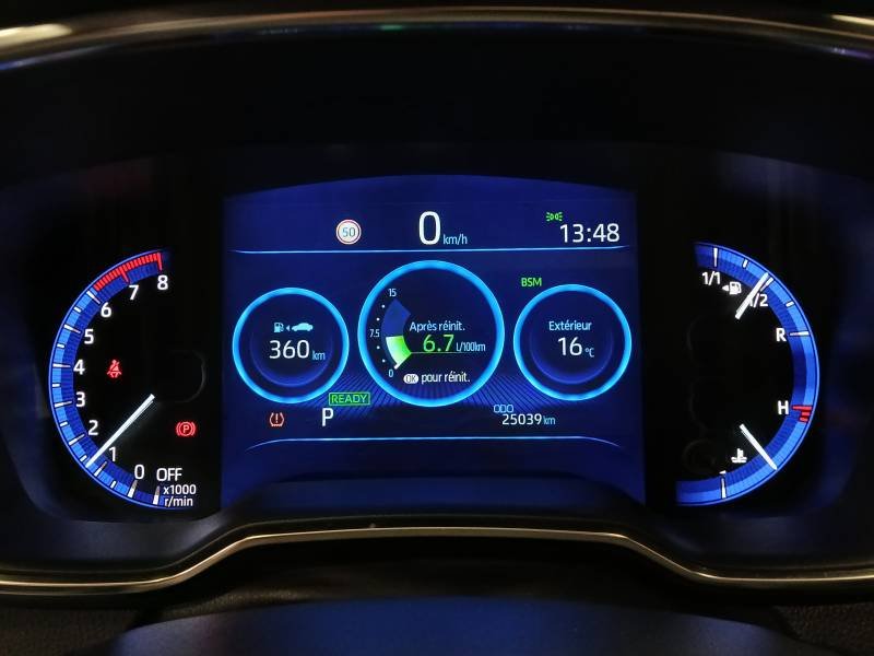 Toyota Corolla - Photo 24