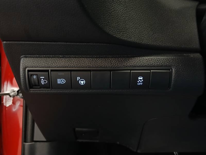Toyota Corolla - Photo 32