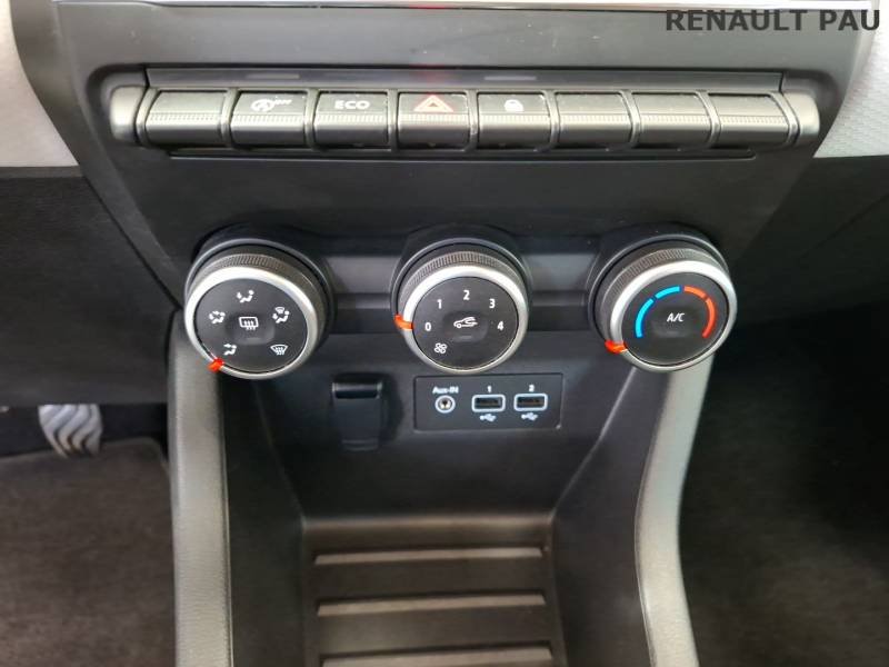 Renault Clio - Photo 25