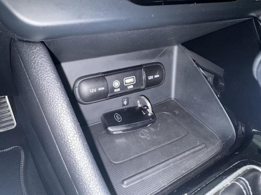 Kia Niro - Photo 34