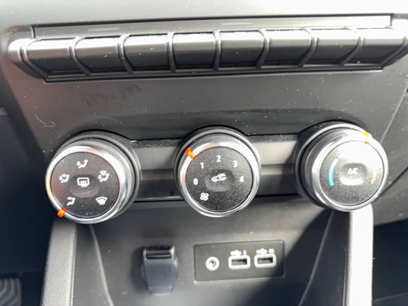 Renault Clio - Photo 47