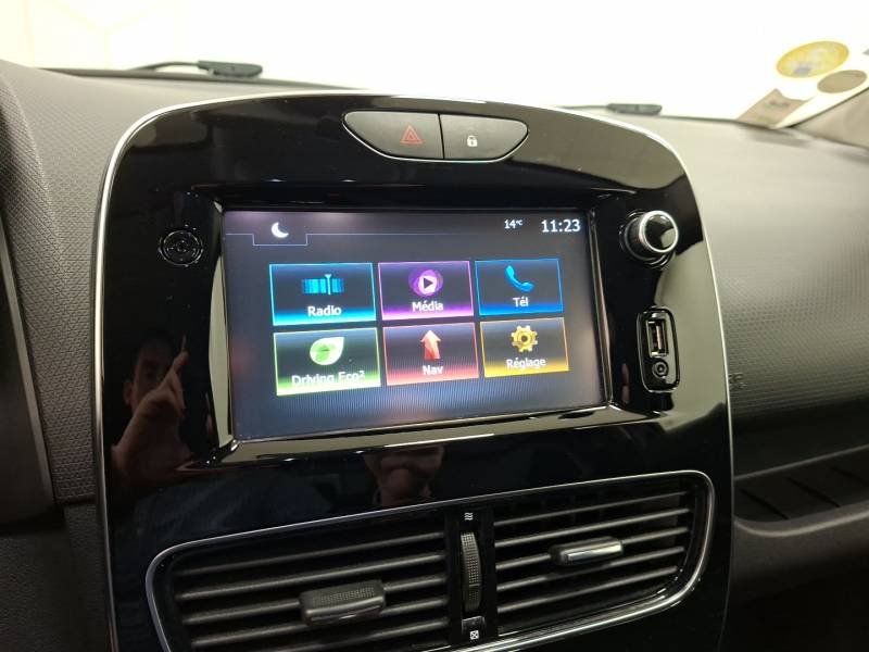 Renault Clio - Photo 19