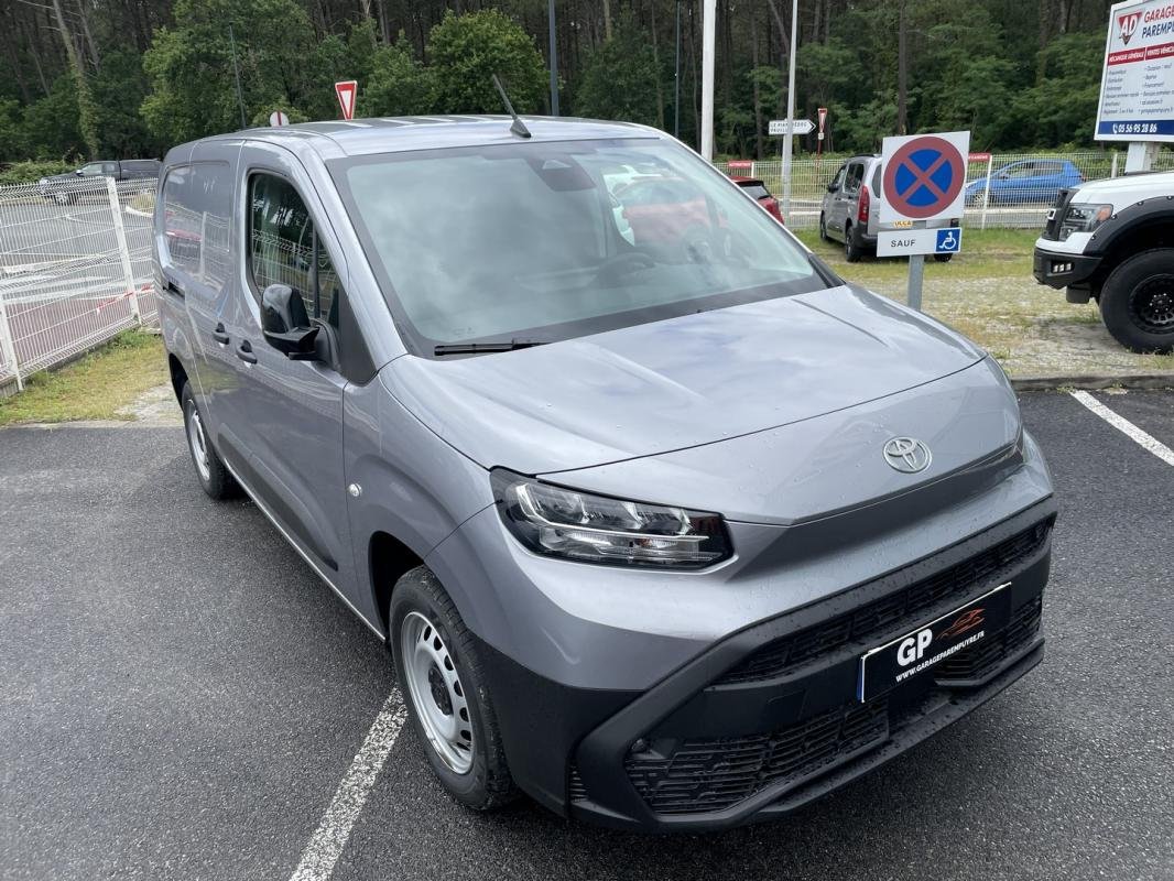 Toyota Proace City - Photo 1
