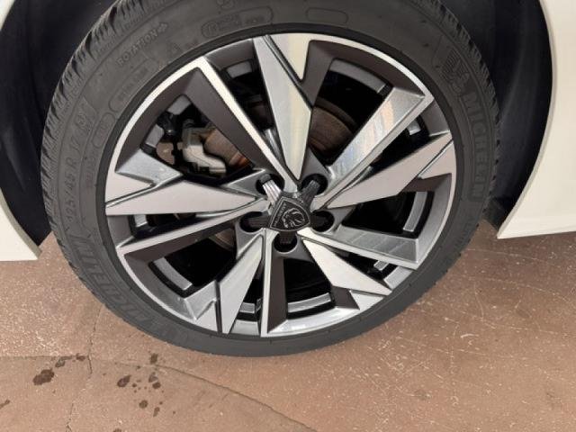 Peugeot 308 - Photo 16