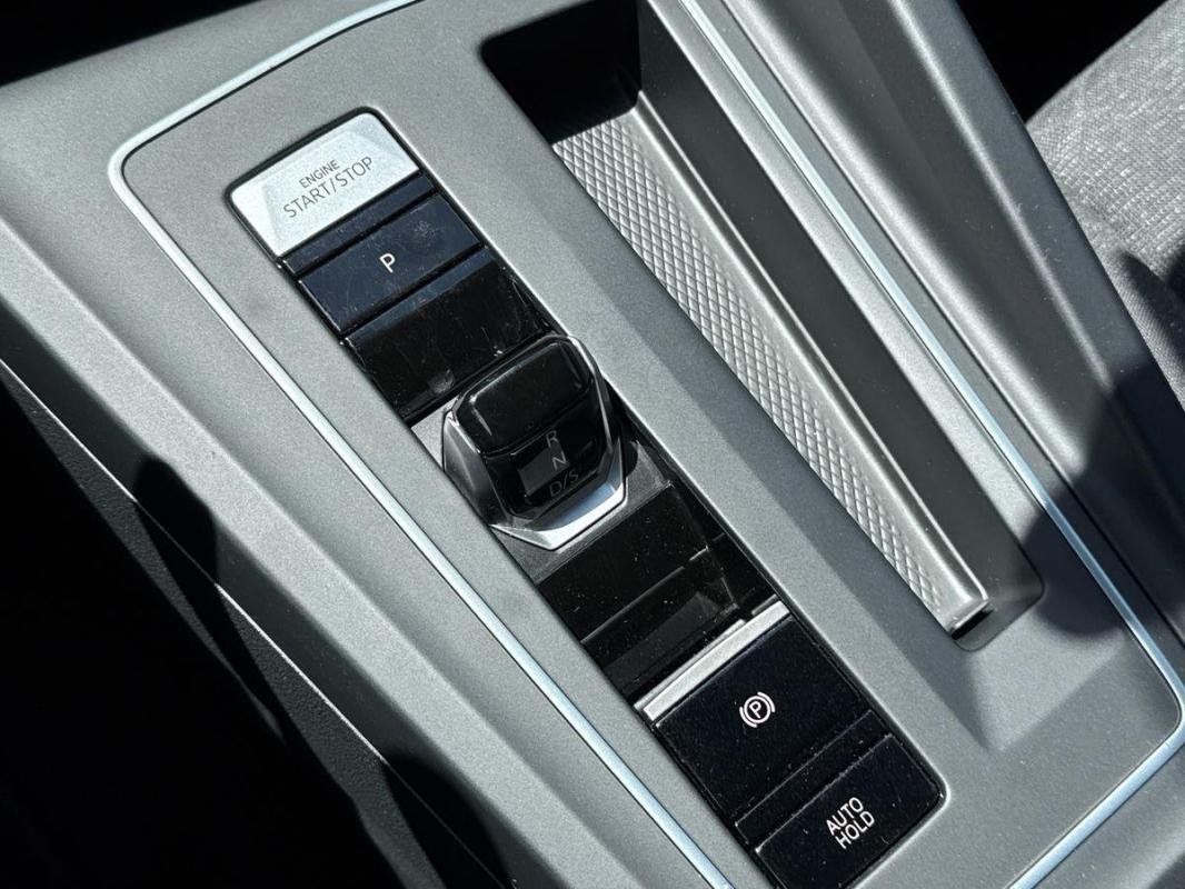 Volkswagen Golf - Photo 11