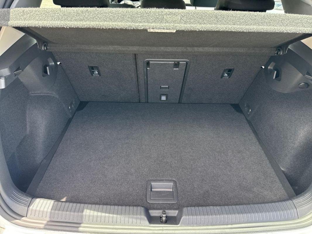 Volkswagen Golf - Photo 31