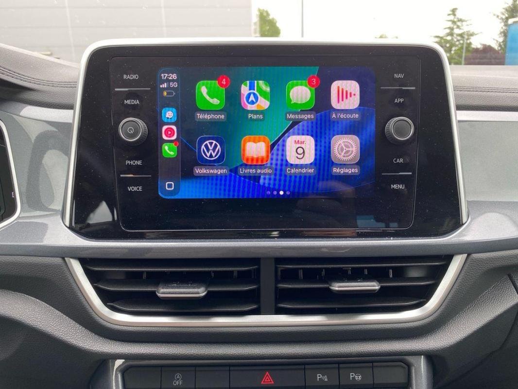Volkswagen T-Roc - Photo 17