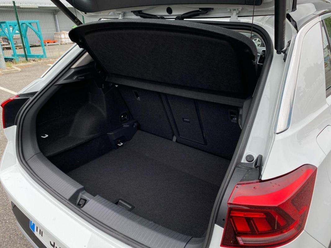 Volkswagen T-Roc - Photo 32