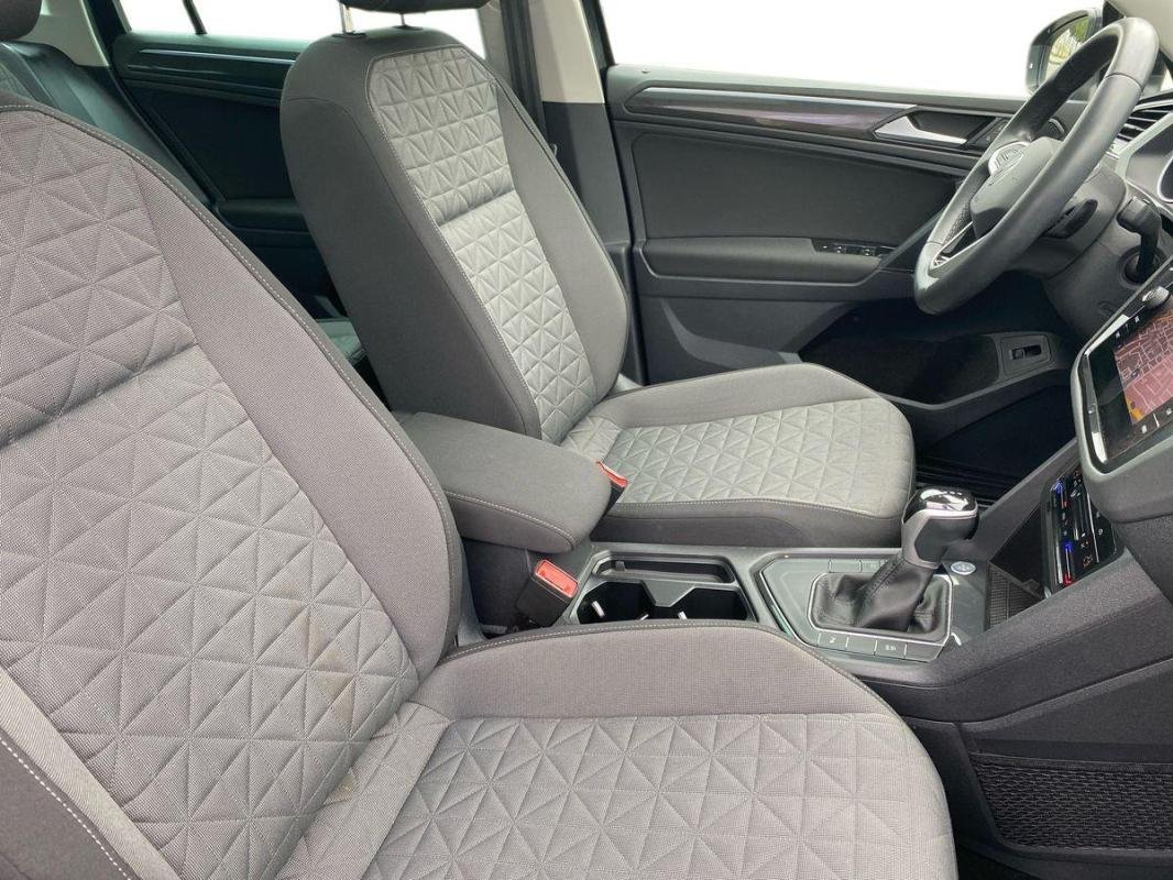 Volkswagen Tiguan - Photo 13