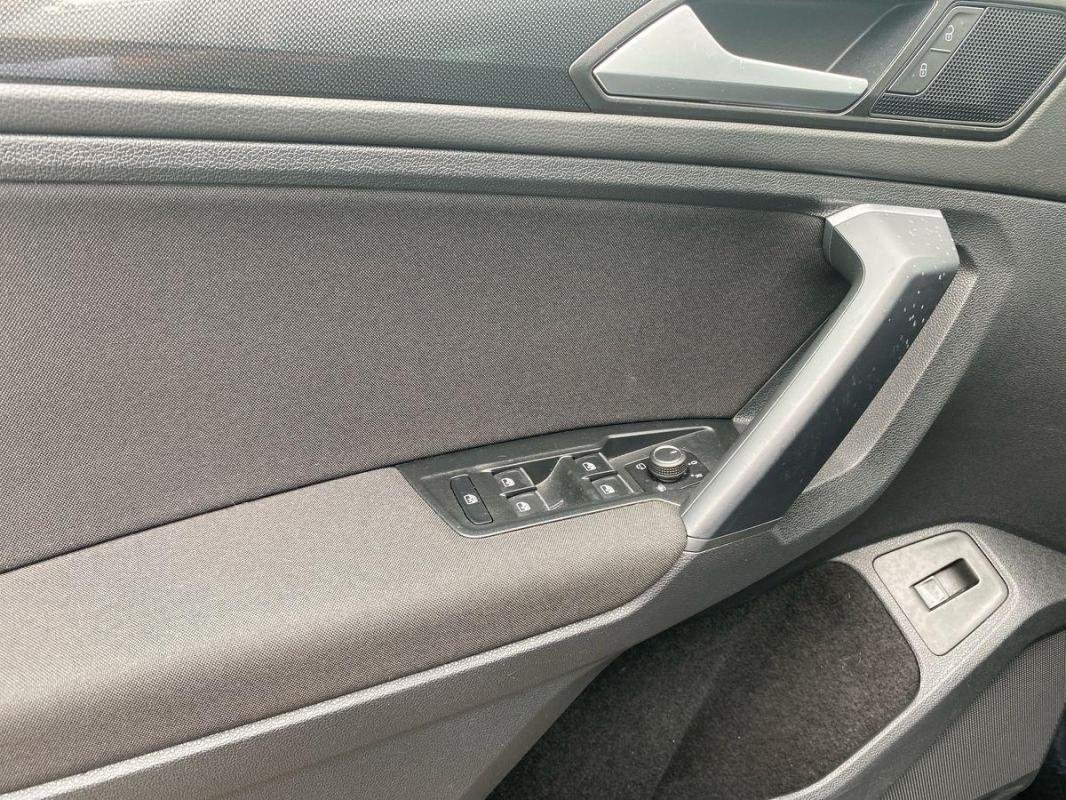 Volkswagen Tiguan - Photo 15