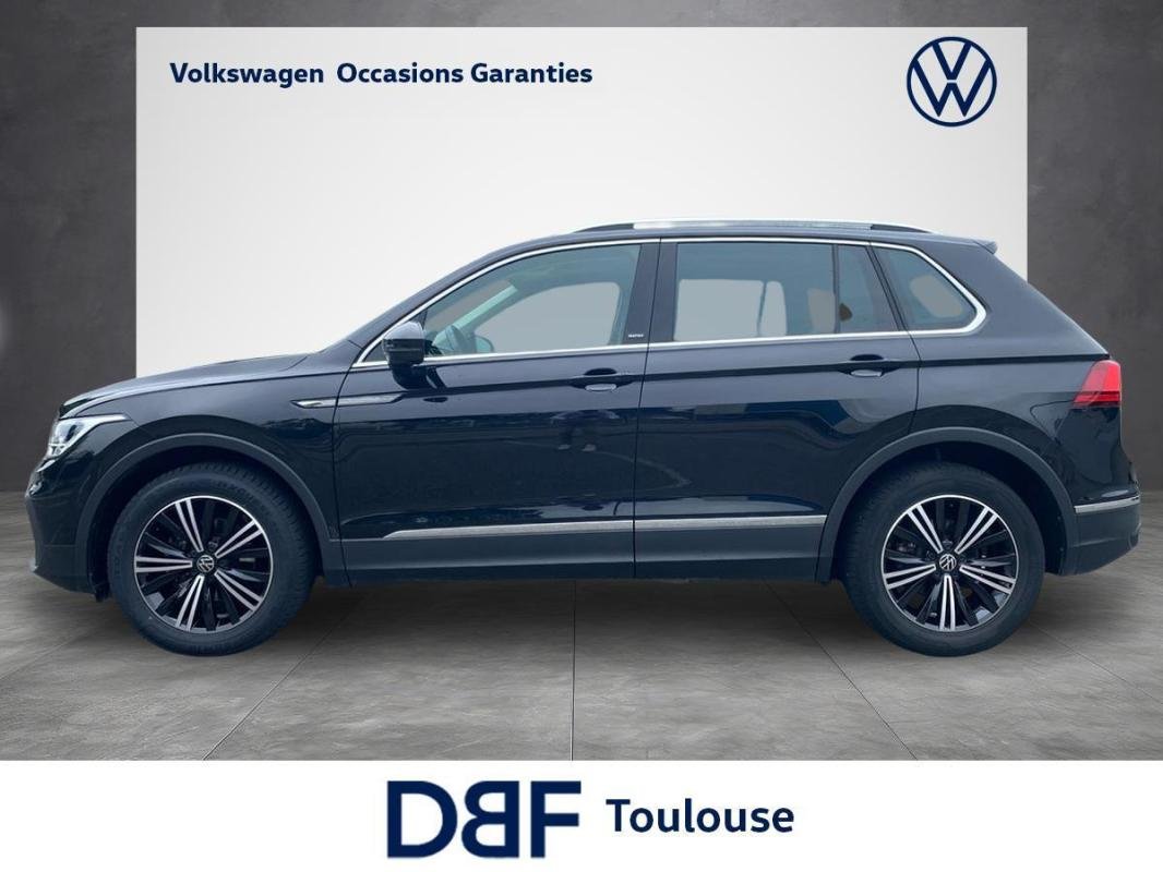 Volkswagen Tiguan - Photo 2