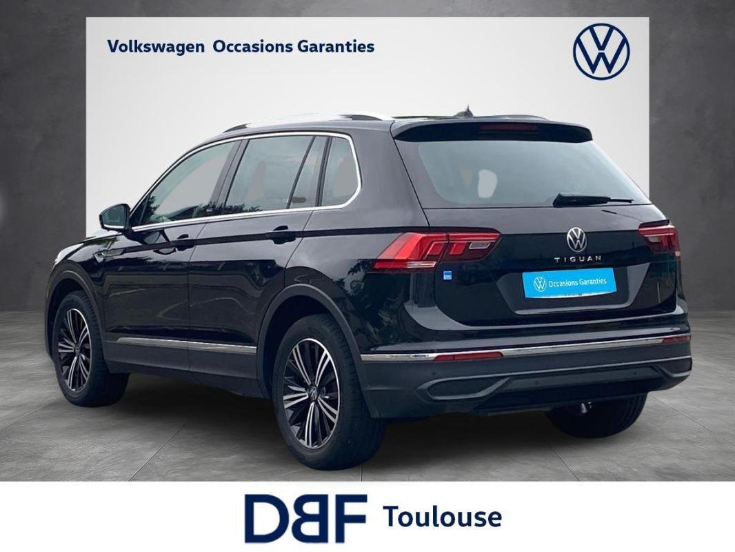 Volkswagen Tiguan - Photo 3