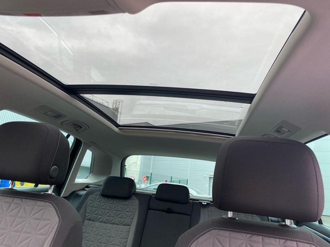 Volkswagen Tiguan - Photo 36