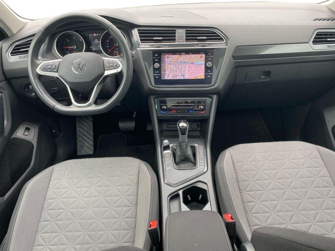 Volkswagen Tiguan - Photo 8