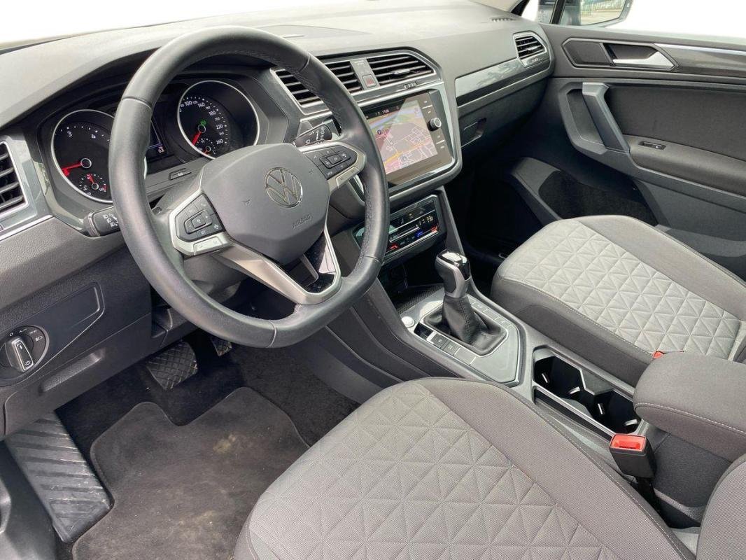 Volkswagen Tiguan - Photo 9