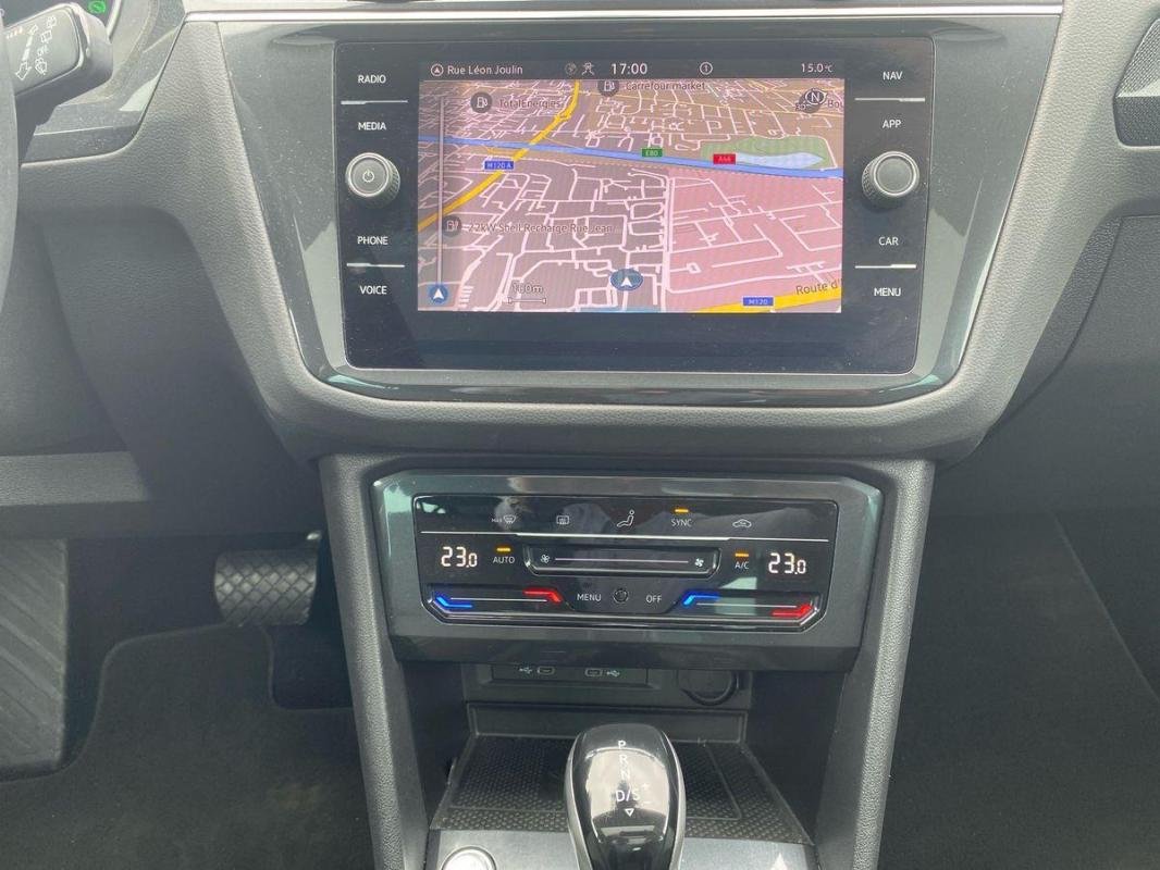 Volkswagen Tiguan - Photo 10
