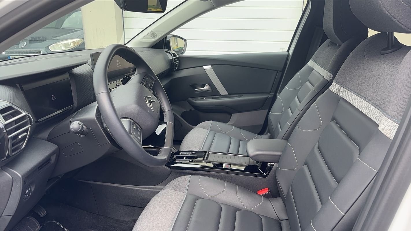 Citroën C4 - Photo 8