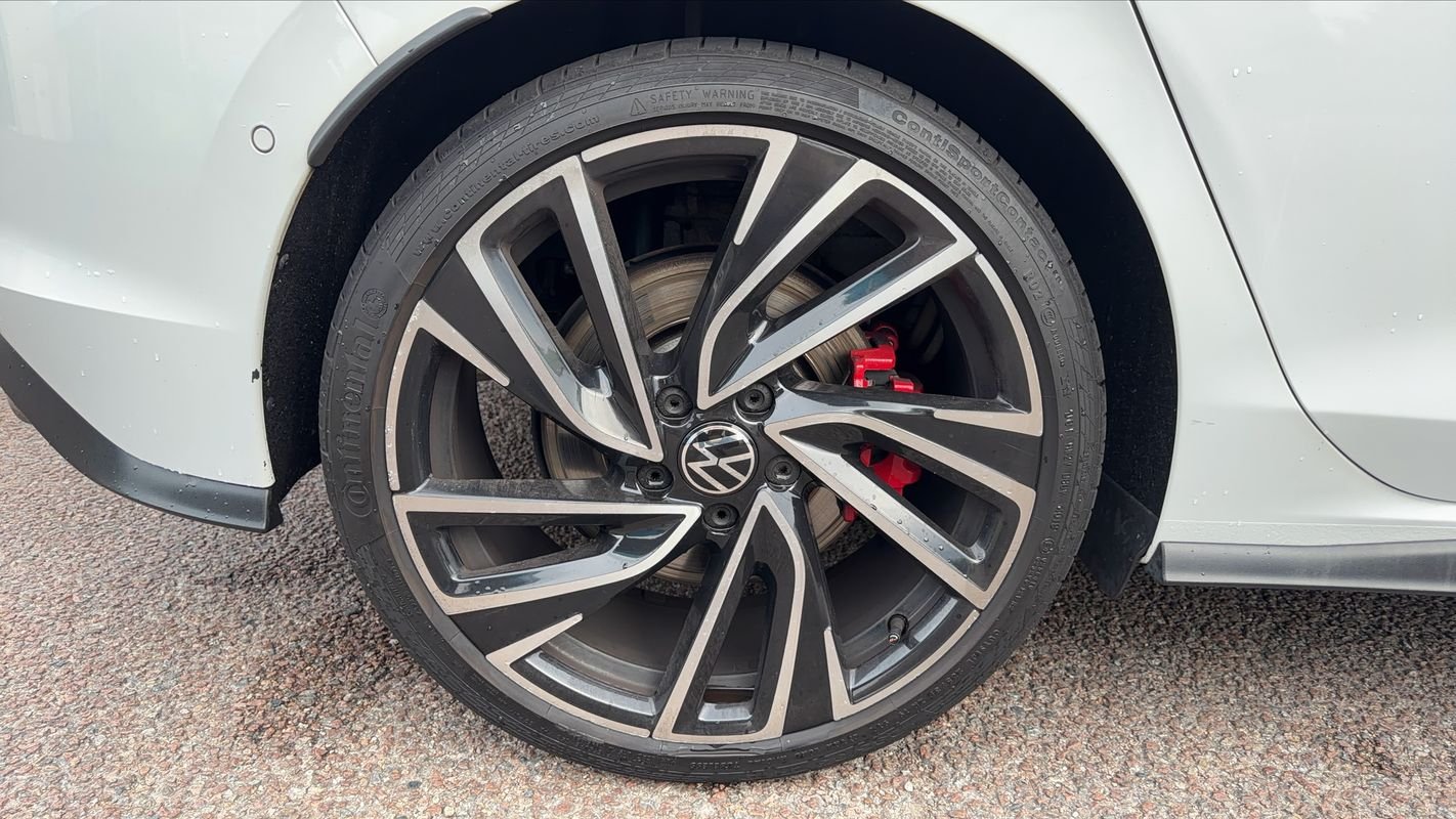 Volkswagen Golf - Photo 16