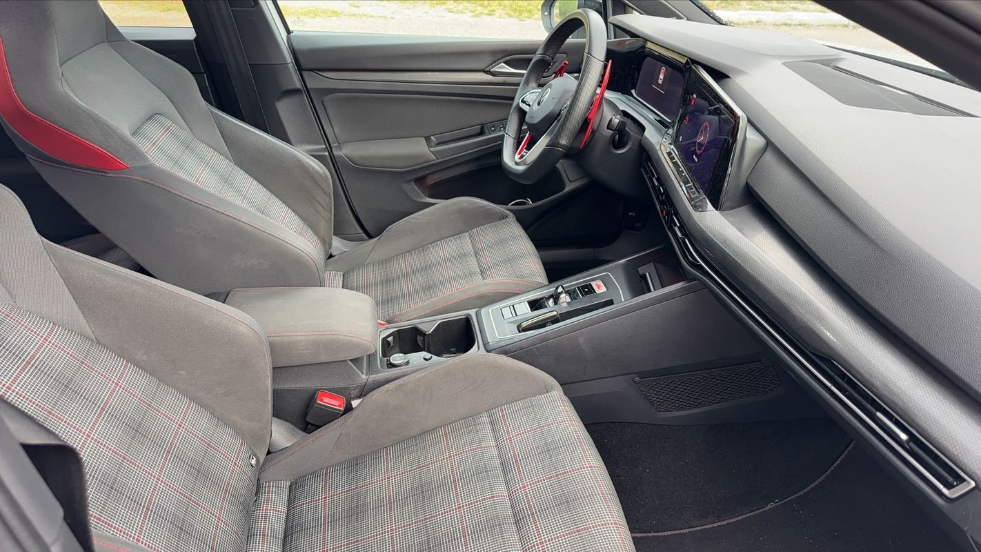Volkswagen Golf - Photo 26