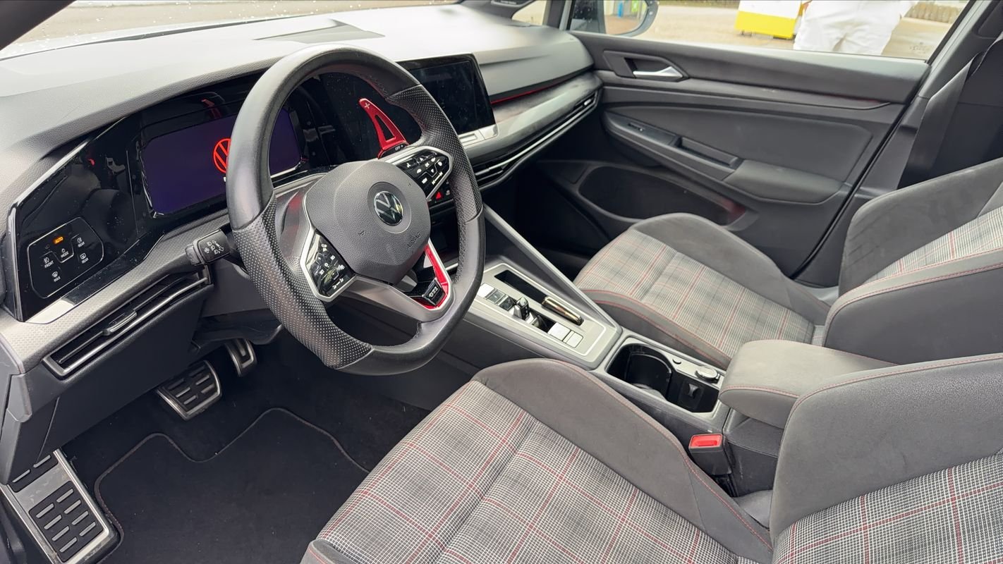 Volkswagen Golf - Photo 8