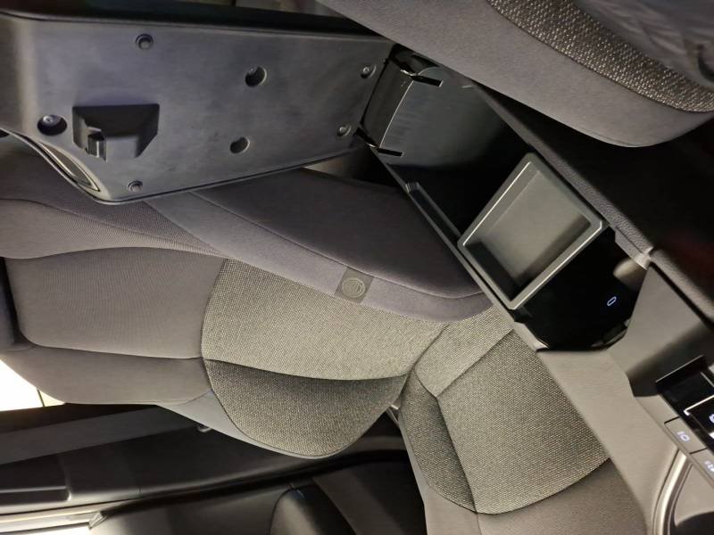 Toyota C-HR - Photo 30