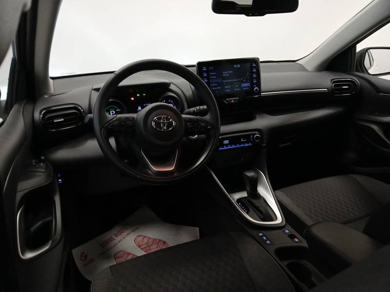 Toyota Yaris - Photo 11