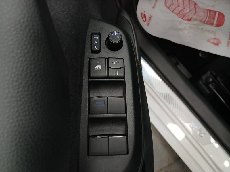 Toyota Yaris - Photo 14